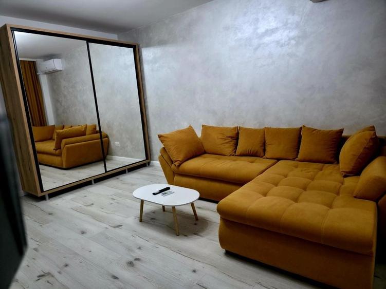 Apartament cu 2 camere decomandat în Exterior Vest