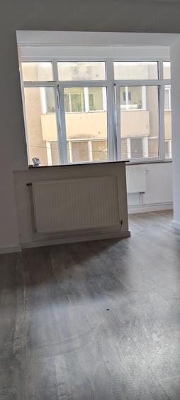 Spațiu comercial, de 64 mp, în Ultracentral