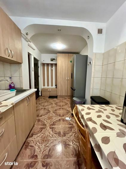 Apartament de inchiriat, 2 camere, semidecomandat, 45 mp, Nicolina - 1