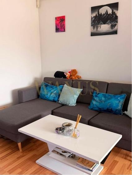 Apartament cu 2 camere semidecomandat, mobilat în Florești