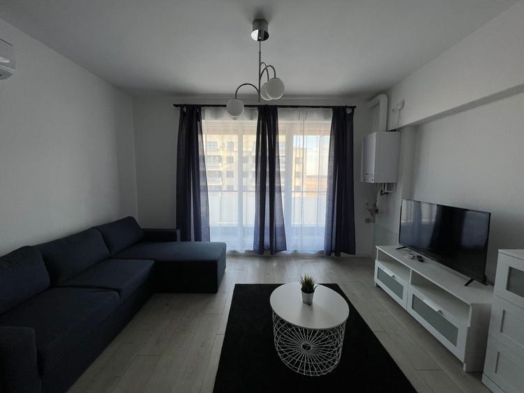 Apartament cu 2 camere semidecomandat, mobilat în Pipera