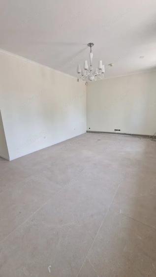 Spațiu comercial, de 55 mp, în Romană