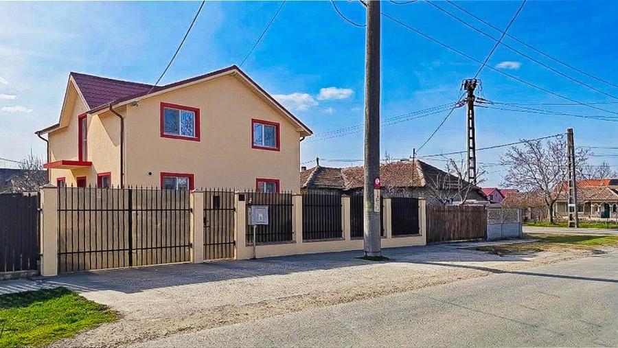 Casă individuală cu 5 camere cu Canalizare în Cumpăna