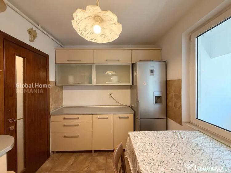 Apartament cu 3 camere decomandat în Magheru