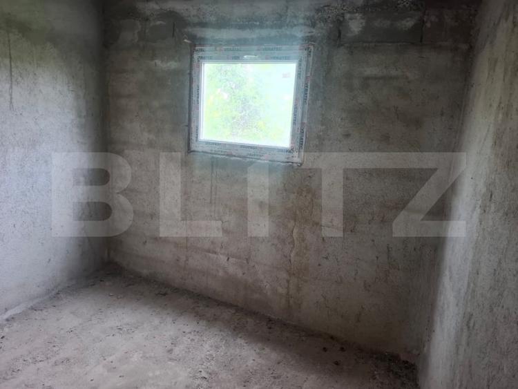 Casă individuală cu 5 camere cu Teren 2300 Mp în Mătăsaru