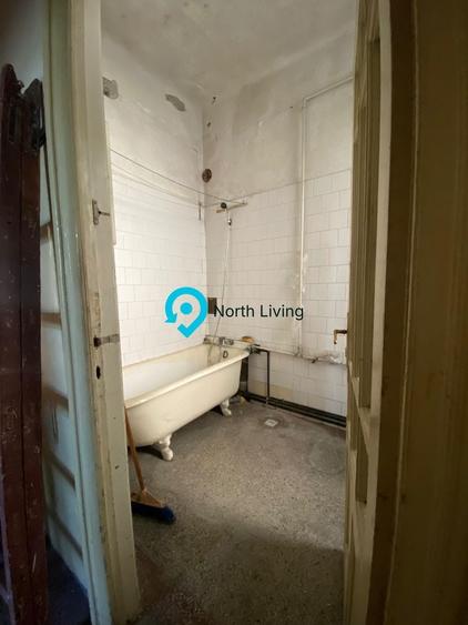 Apartament cu 3 camere decomandat în Mitropolie