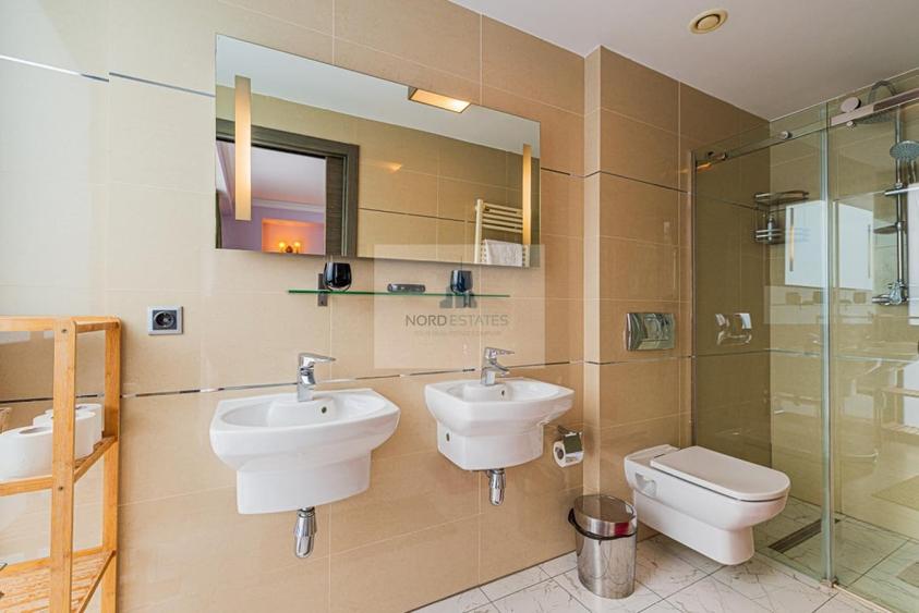 Apartament cu 4 camere, mobilat în Poiana Brașov