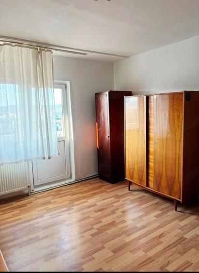 Apartament cu 2 camere decomandat în Semicentral