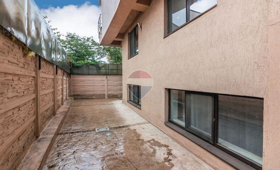 Apartament cu 4 camere decomandat, mobilat în Bucureștii Noi