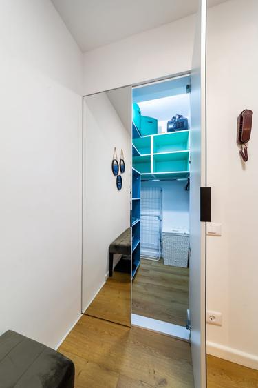 Apartament cu 2 camere semidecomandat în Cișmigiu
