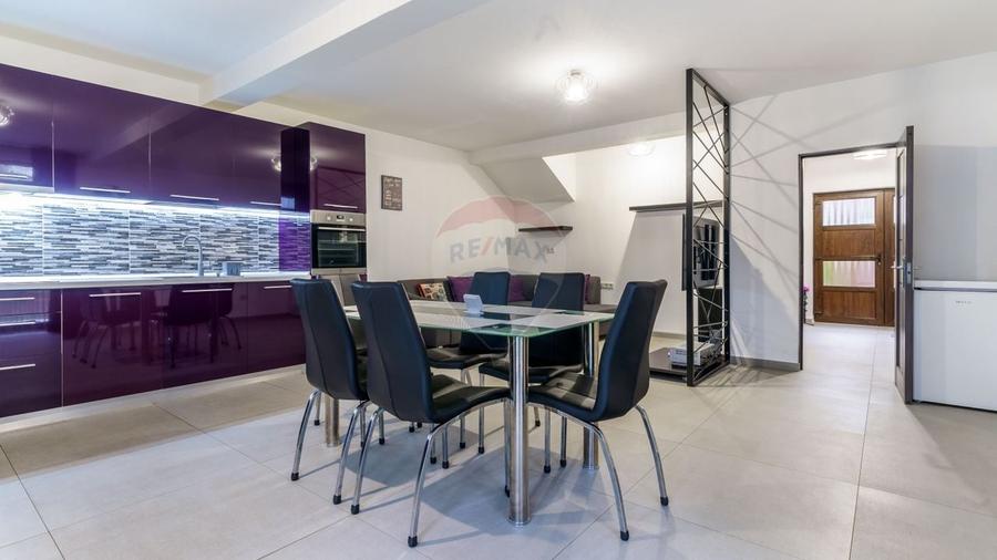 Duplex cu 4 camere cu Teren 123 Mp în Florești