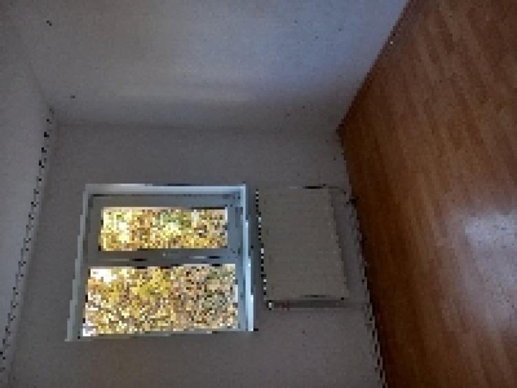 Apartament cu 3 camere semidecomandat în Micro 14