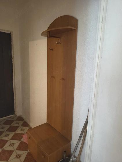 Apartament cu 2 camere semidecomandat în Dârste