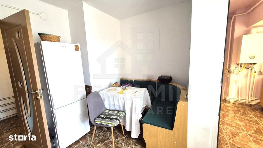 Apartament cu 3 camere decomandat în Calea București