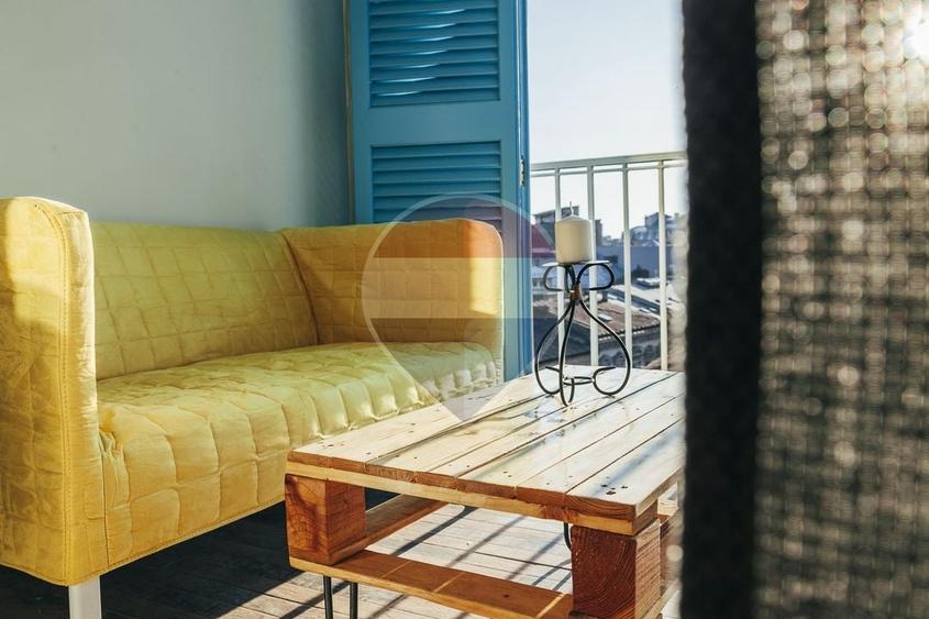 Apartament cu 2 camere decomandat în Universitate