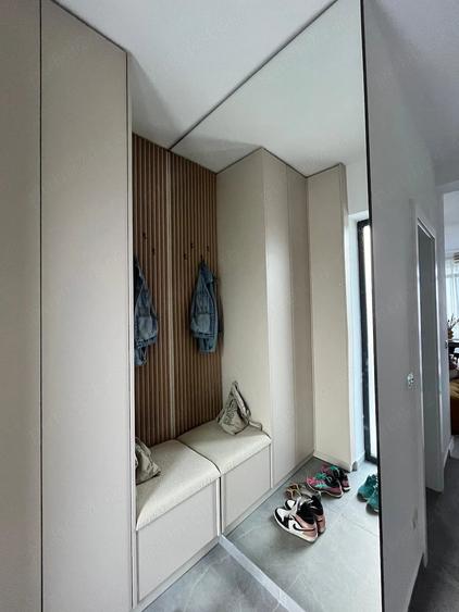 Casă cu 4 camere cu Teren 300 Mp în Exterior Vest