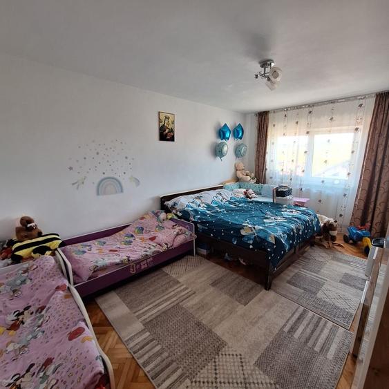 Apartament cu 2 camere, mobilat în Ampoi 1