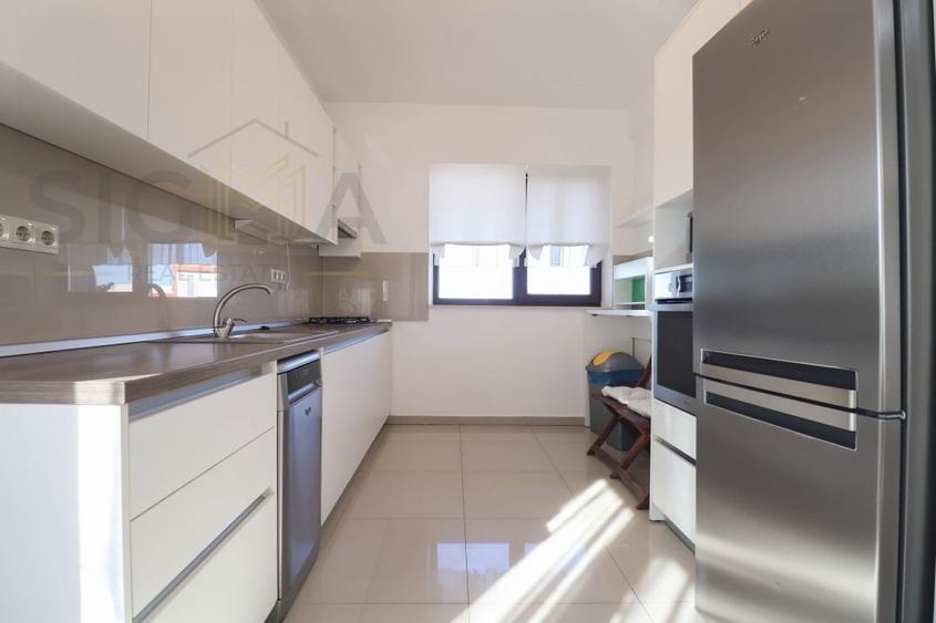 Duplex cu 6 camere cu Canalizare în Europa