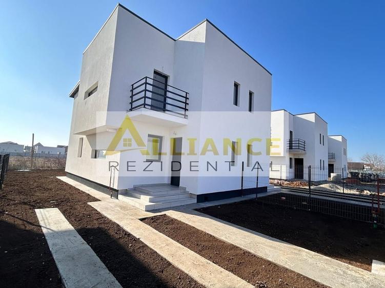 Casă individuală cu 3 camere cu Canalizare în Berceni