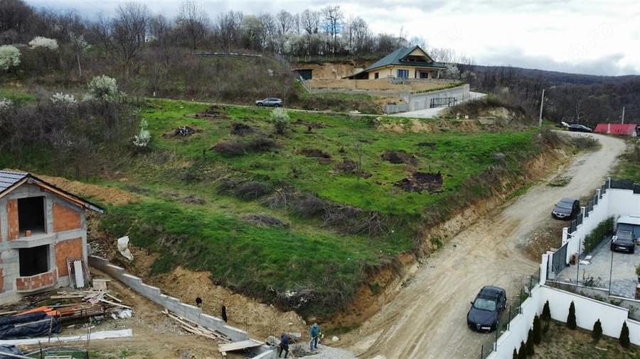 Teren de 941 mp, în Căzănești (Râmnicu Vâlcea)