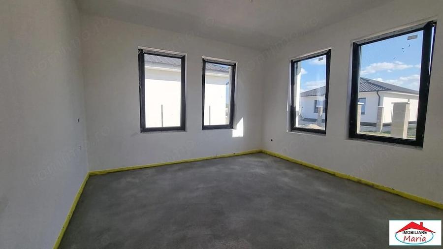 Casă cu Teren 460 Mp în Central