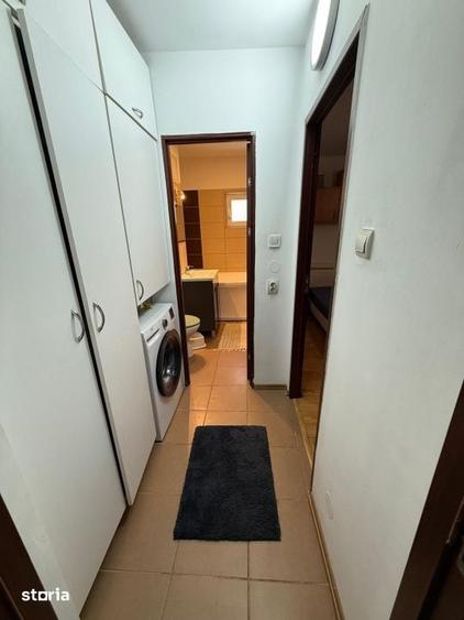 Apartament cu 3 camere semidecomandat în Brazda lui Novac