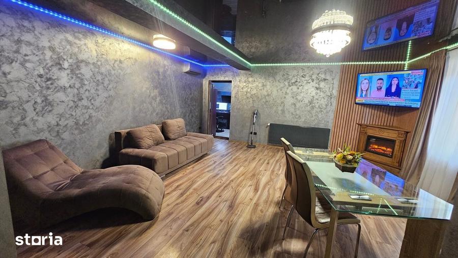 Casă cu 5 camere cu Teren 606 Mp în Valu lui Traian