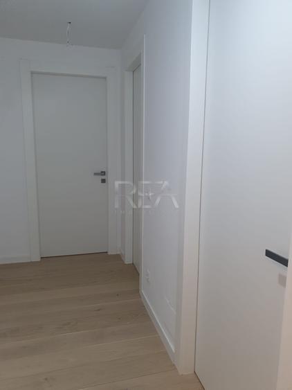 Apartament cu 2 camere decomandat în Aviației