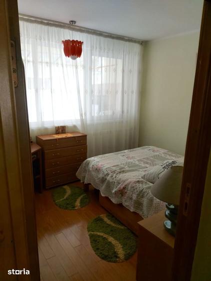 Apartament cu 4 camere semidecomandat în Țiglina 3