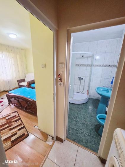 Apartament cu 2 camere decomandat în Malu Roșu