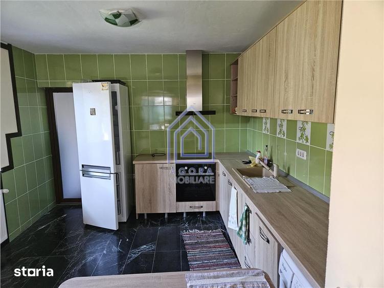 Casă cu 5 camere cu Teren 780 Mp în Central