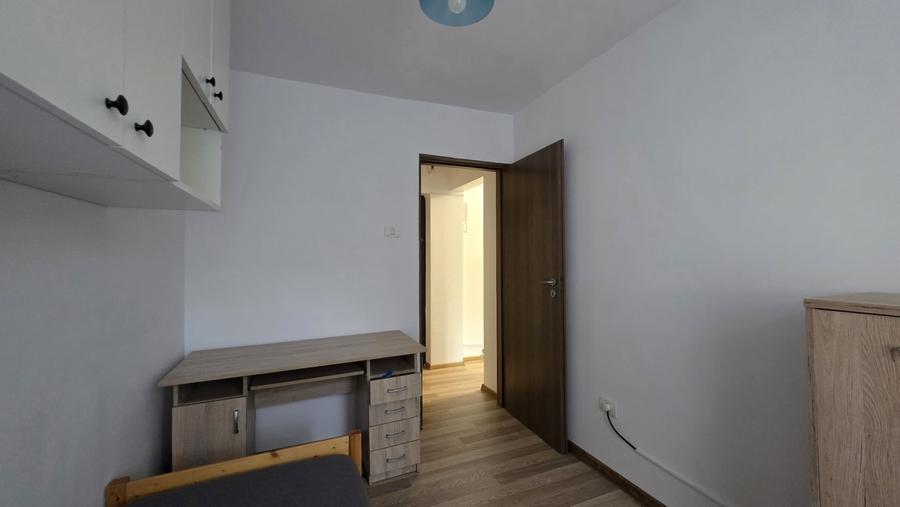 Apartament cu 3 camere semidecomandat, mobilat în Iosefin