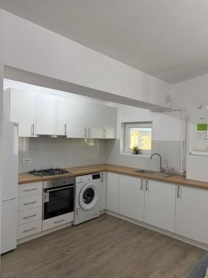 Apartament cu 2 camere semidecomandat, mobilat în Gorjului