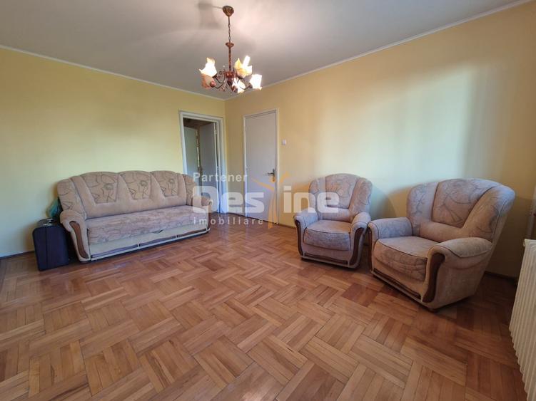 Apartament cu 3 camere circular, mobilat în Berceni
