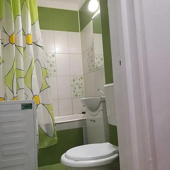 garsoniera dristor-modern-metrou la scara blocului - 1
