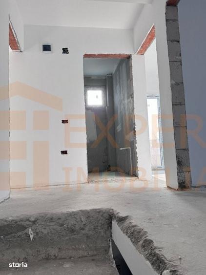 Casă cu 4 camere cu Teren 280 Mp în Valu lui Traian