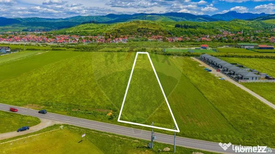 Teren în Tărlungeni