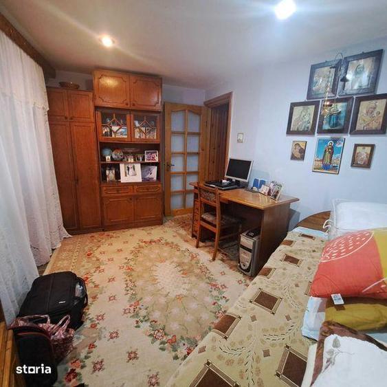 Apartament cu 4 camere decomandat în George Enescu