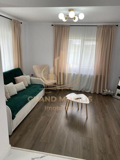 Duplex cu 3 camere cu Canalizare în Sânandrei
