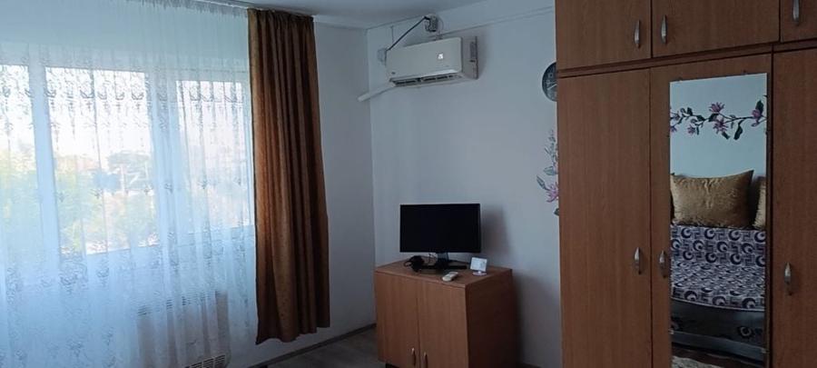 Garsonieră decomandată în Exterior Vest