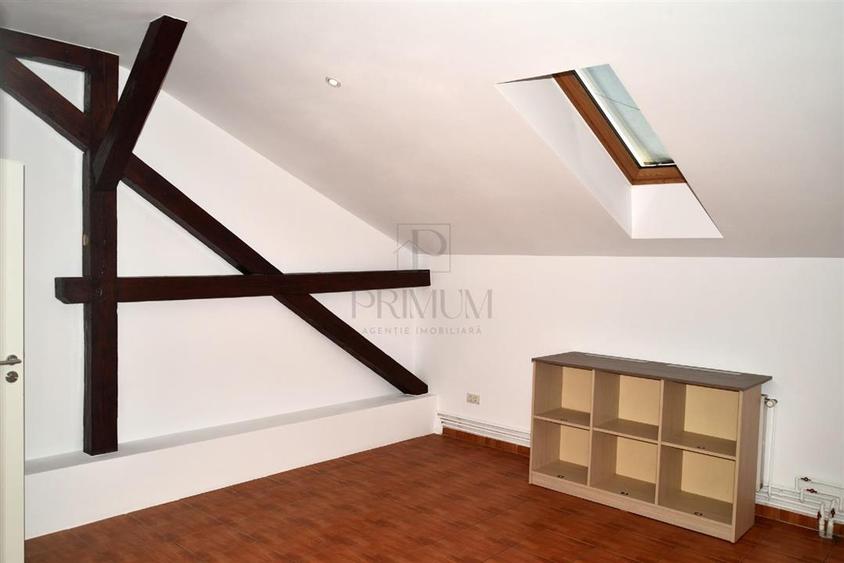 Spațiu comercial, de 120 mp, în Badea Cârțan