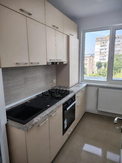 Apartament cu 2 camere semidecomandat în Micro 4