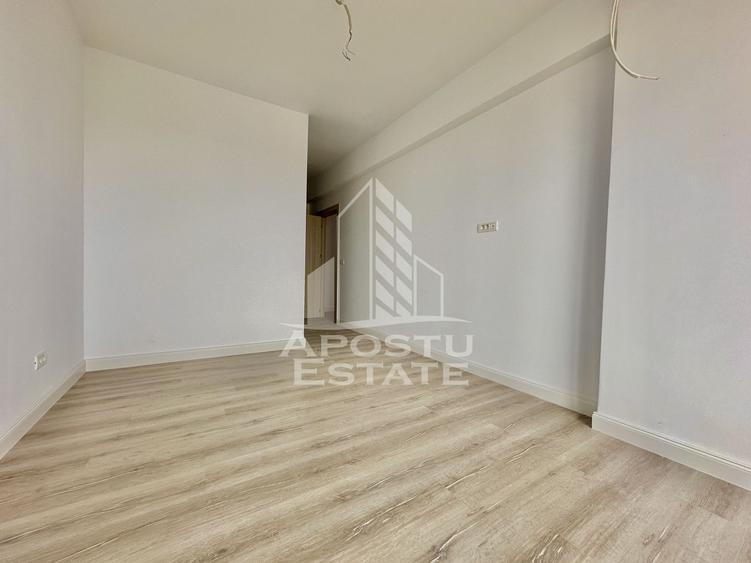 Apartament cu 3 camere, 2 locuri de parcare, zona Eso - 7