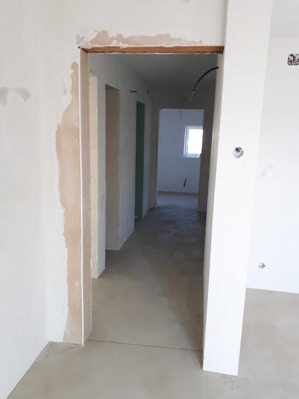Casă cu 4 camere în Miroslava