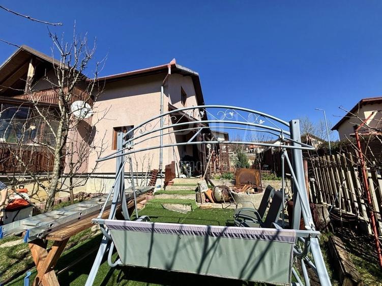 Casă individuală cu 3 camere cu Canalizare în Chinteni