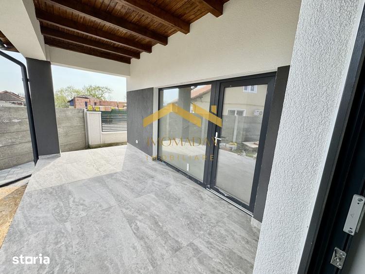 Casă cu 3 camere cu Teren 400 Mp în Sânmihaiu Român