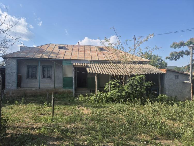 Casă cu 3 camere în Hamcearca