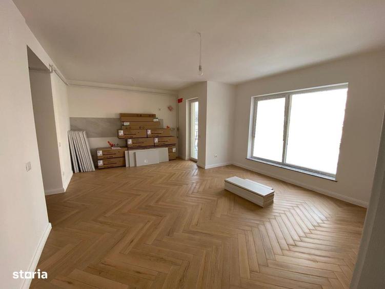 Apartament cu 2 camere semidecomandat în Ipotești