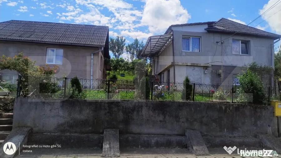 Casă cu 5 camere cu Teren 3000 Mp în Central