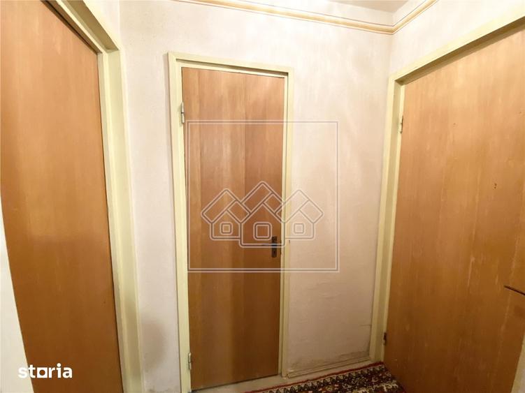 Apartament 2 camere de vanzare, necesita renovare, zona Rahovei - Sibi - 4
